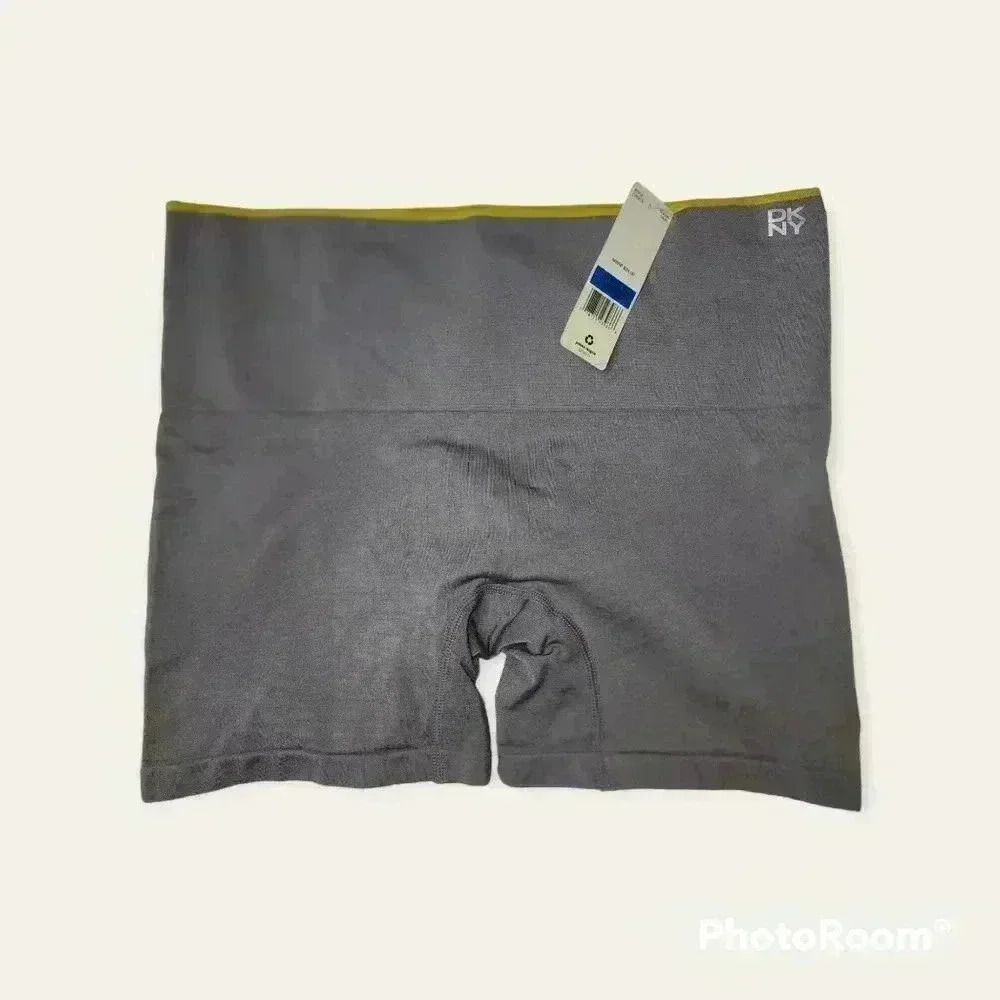 DKNY woman's workout high waist shorts. XL NWT - Picture 2 of 3